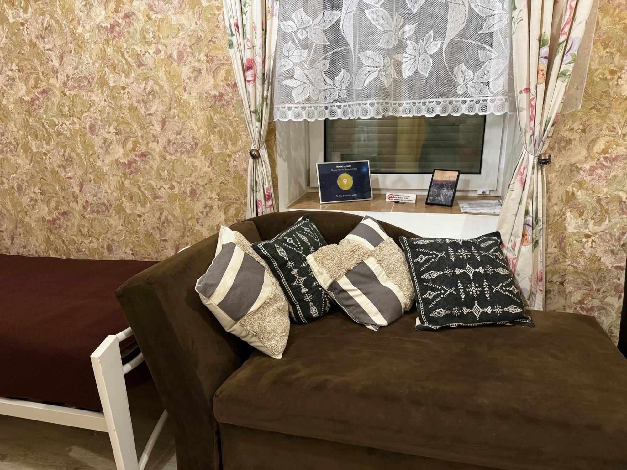 Sofija Apartamenti Apartment Daugavpils Bagian luar foto